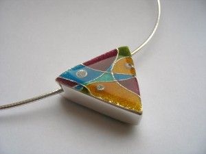 Polygon Pendant by Henriette van Battum 